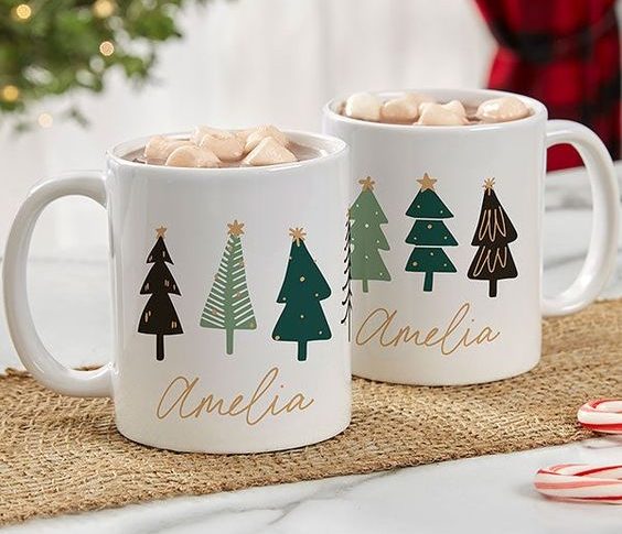 Idées de cadeaux originaux : mugs de Noël personnalisés