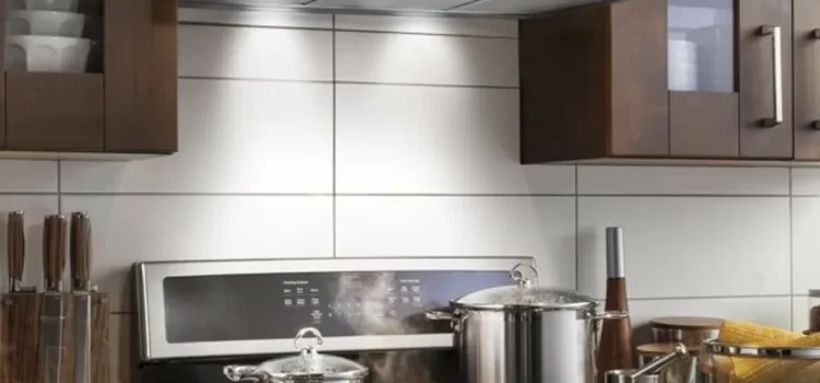 A Clean Kitchen: How a Ductless Range Hood Works