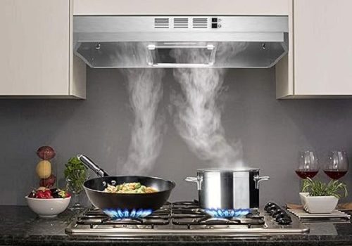 What Are the Benefits of a Microwave Range Hood Combo?