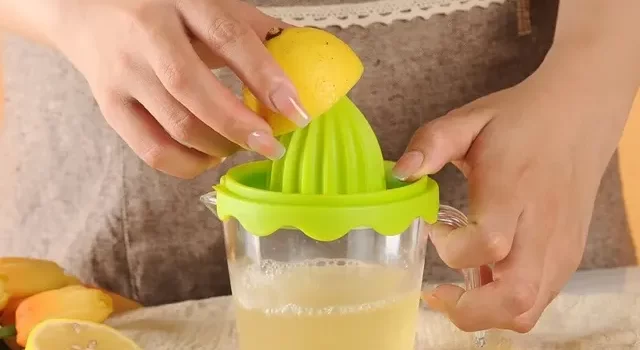 How to Juice a Lemon Without a Juicer?