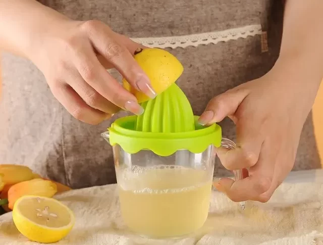 How to Juice a Lemon Without a Juicer?