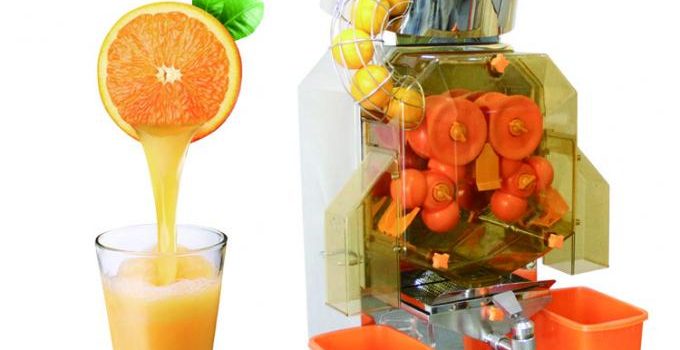 How to Juice Oranges in a Juicer?